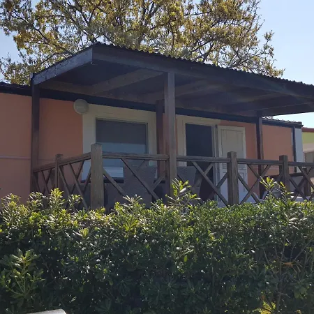 Naturist Mobile Homes Eden In Fkk Ulika ホリデーパーク 4*